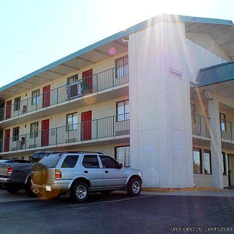 Somatel Airport Hotel Nashville